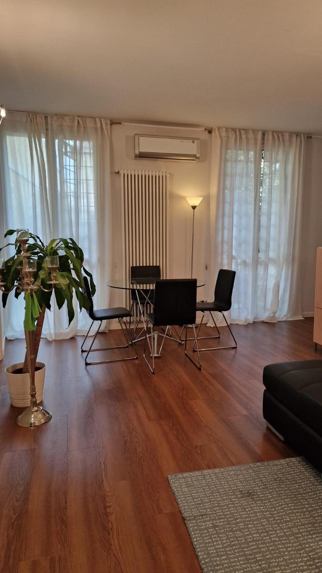 Appartamento La Corte In Centro Rimini Esterno foto